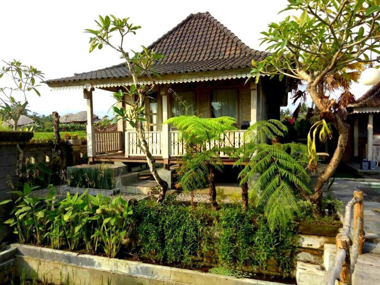Uma Caming Villas & Gym Тегаллаланг Экстерьер фото