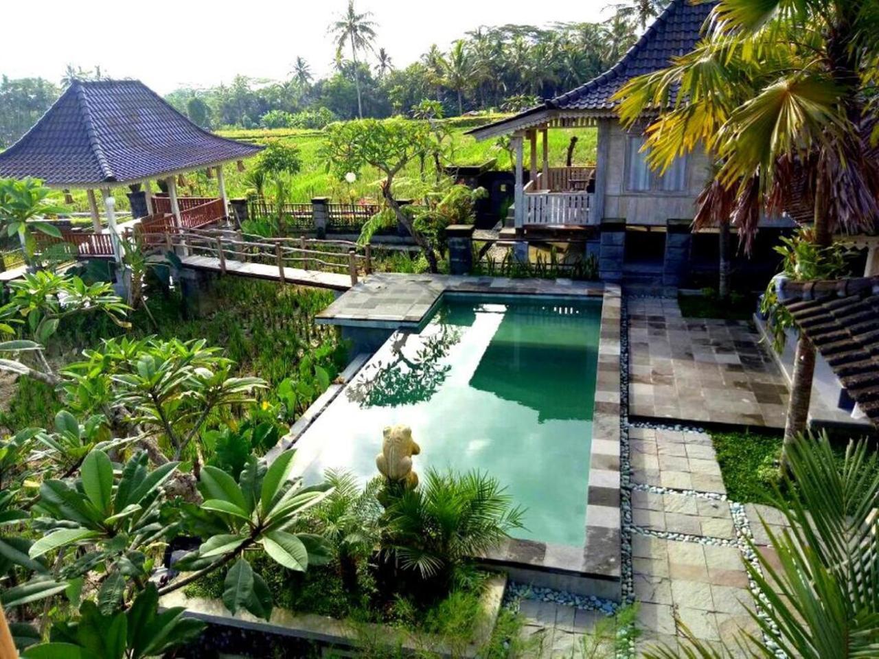 Uma Caming Villas & Gym Тегаллаланг Экстерьер фото