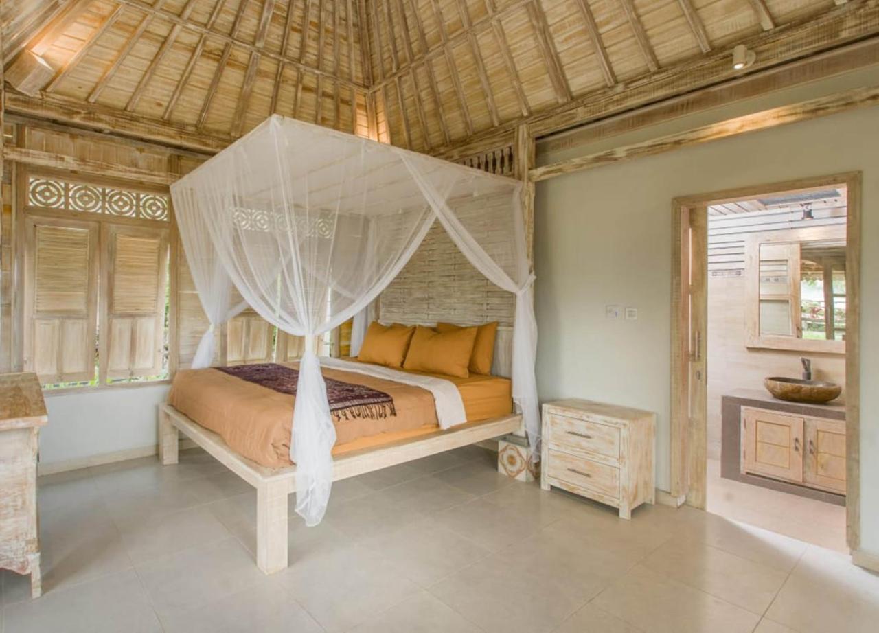 Uma Caming Villas & Gym Тегаллаланг Экстерьер фото