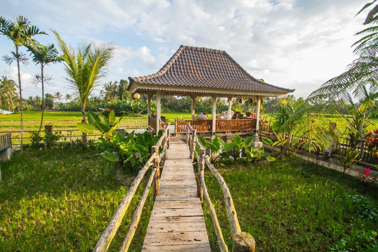 Uma Caming Villas & Gym Тегаллаланг Экстерьер фото